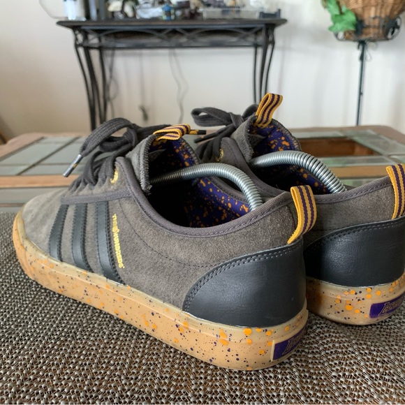 Adidas x The Hundreds LA Lakers NBA Adi-Ease Skate Shoes Mens 11.5 US Q16688 - Picture 4 of 10